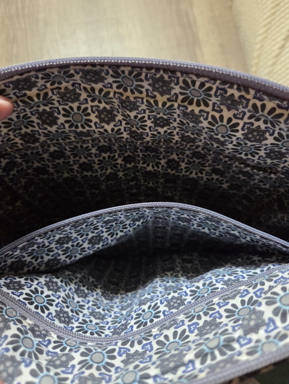 Women’s Vera Bradley Floral Pattern Zip-Top Bag - Blue